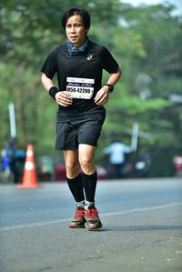 BIB: 42200
                            <button type="button" onclick="openModal(10128820)" class="btn btn-primary btn-sm float-right btn-popup" data-toggle="modal" data-target=".modal-high-quality">
                        <i class="fas fa-shopping-cart"></i> Add to Cart
                    </button>
                                            <button type="button" onclick="isThisMe(10128820, true)" class="btn btn-success btn-sm float-right btn-popup btn-isme hidden" data-toggle="tooltip" data-placement="bottom" title="นี่คือรูปของคุณใช่ไหม คลิกที่นี่เพื่อเอาเข้าอัลบั้ม">
                        <i class="fas fa-plus"></i> Add to album
                    </button>
                    <button type="button" onclick="isThisMe(10128820, false)" class="btn btn-warning btn-sm float-right btn-popup btn-isnotme hidden">
                        <i class="fas fa-ban"></i> Remove from album
                    </button>